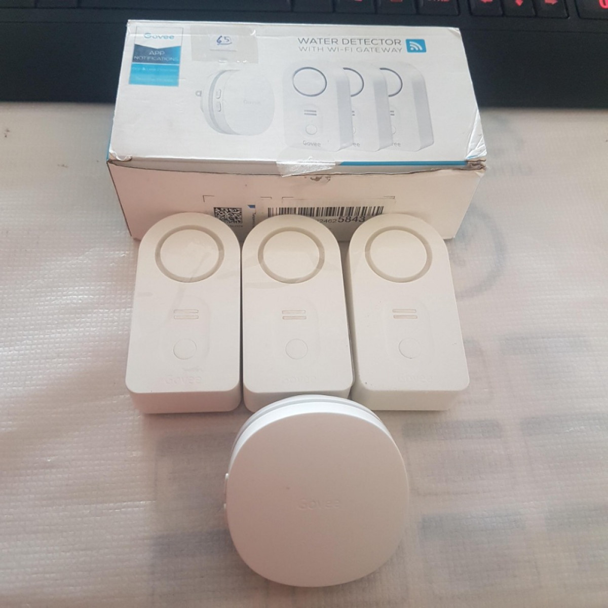 Alarm Kebocoran Air Govee WiFi Water Sensor 3 Pack dengan Wifi Gateway Aplikasi Pemberitahuan