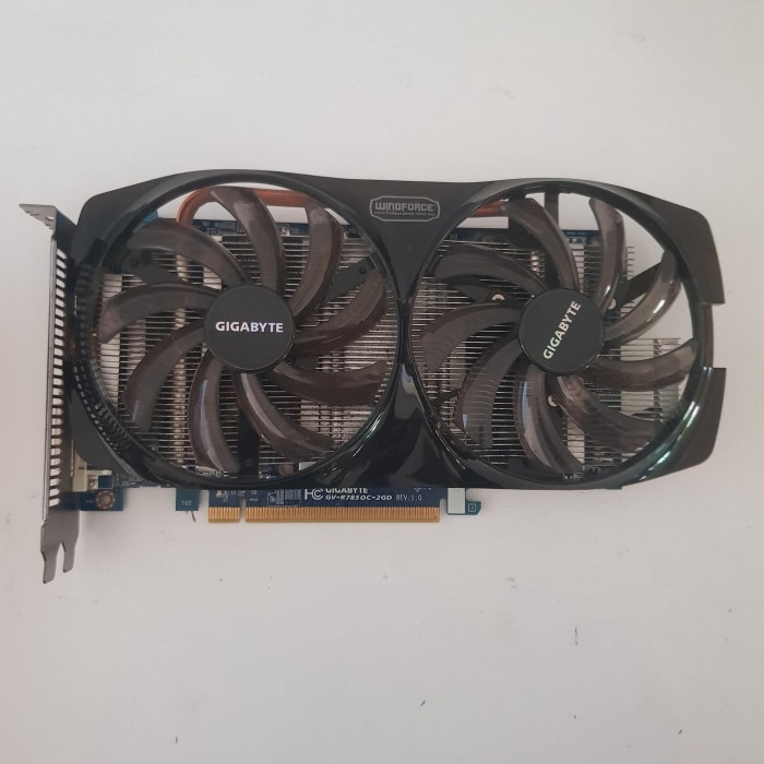 GIGABYTE Radeon HD 7850 HD7850 2GB GDDR5 256 Bit