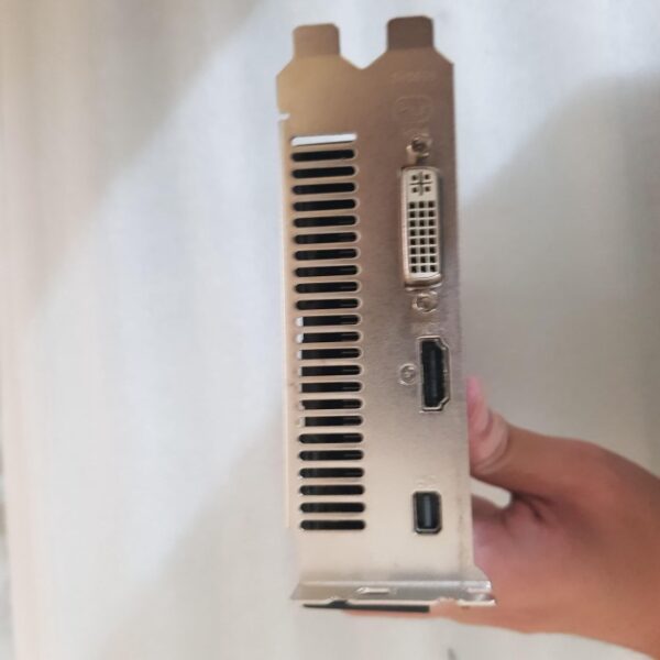 POWERCOLOR Radeon HD 6790 HD6790 1GB GDDR5 256 Bit - Gambar 3