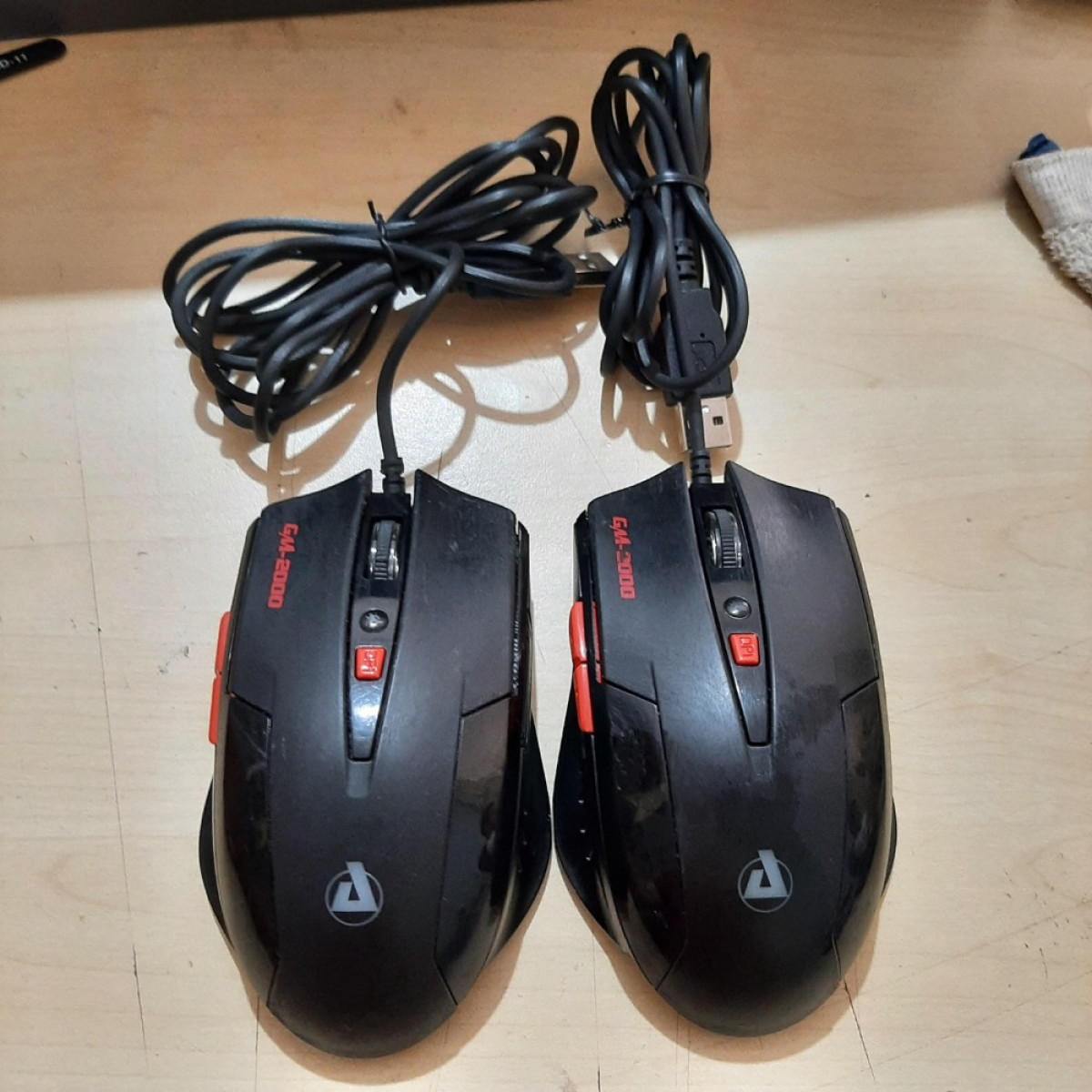 Azio Levetron GM2000 Black 6 Buttons 1 x Wheel USB Wired Optical 2000 dpi Gaming Mouse