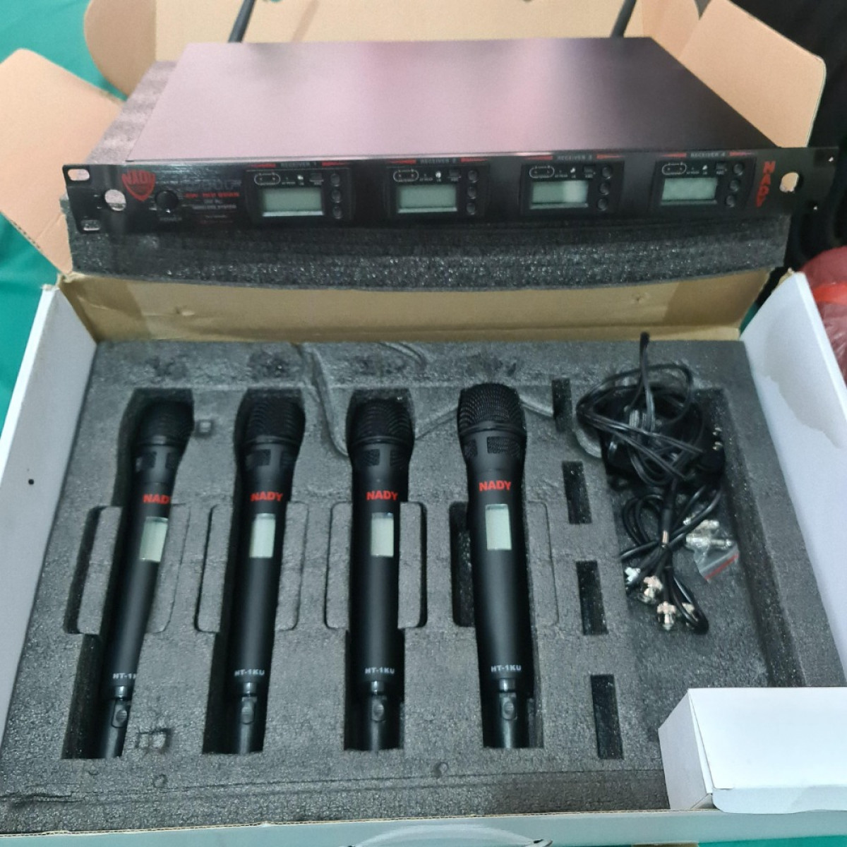 Nady 4W-1KU UHF Quad Receiver 4 Channel Mic Microphone Wireless System