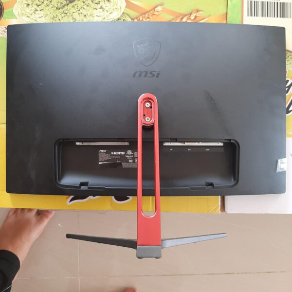 MSI Optix G24C FHD 1080p 144Hz FreeSync Curved Gaming Monitor - Gambar 2