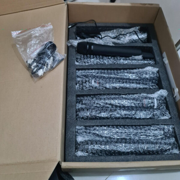 Nady U-81 Octavo 8 Channel UHF Mic Microphone Wireless System - Gambar 3
