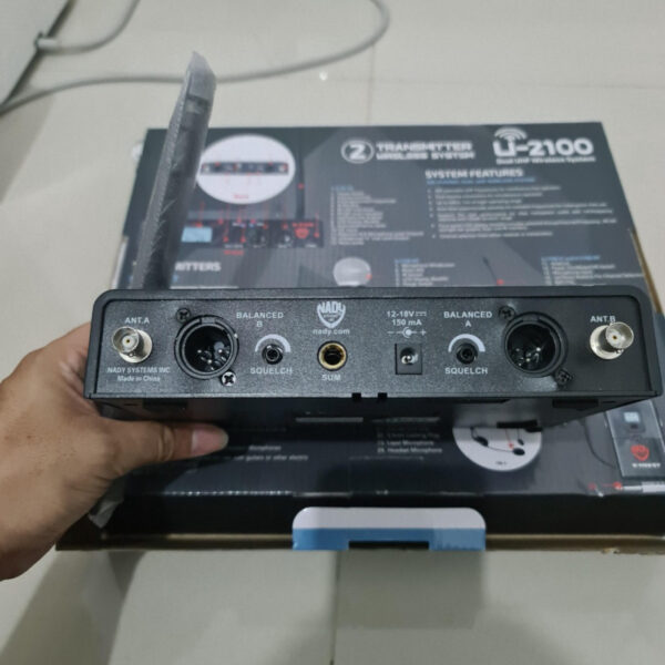 Nady U-2100 Dual UHF Dual 2 Channel Mic Microphone Wireless System - Gambar 4