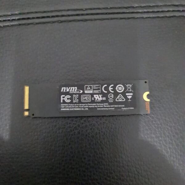SSD M2 NVME 1TB Samsung 970 Evo Plus - Gambar 2
