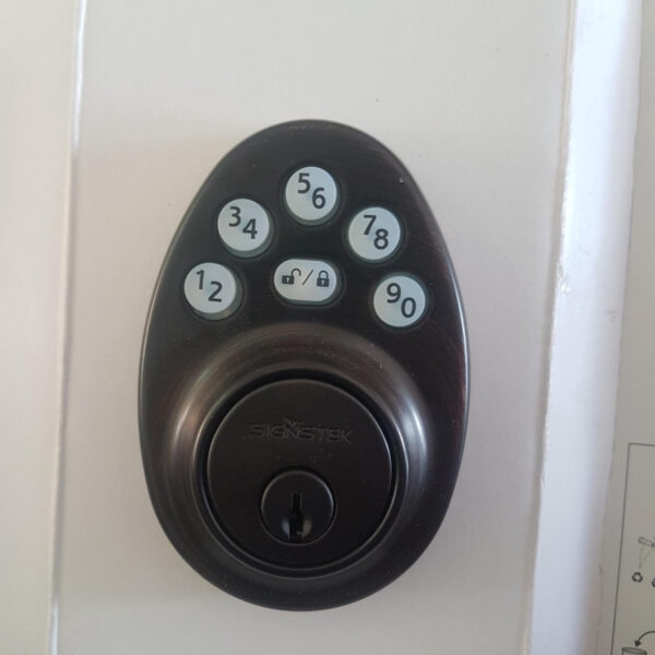 Front Door Handle Set With Electronic Deadbolt and Lever Handle Gagang Pintu Keamanan - Gambar 2