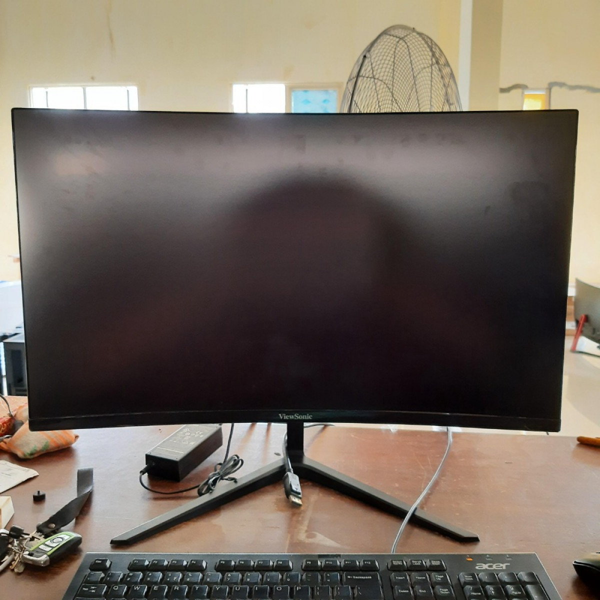 ViewSonic VX2718-2KPC-MHD QHD 1440p 165Hz Curved Gaming Monitor