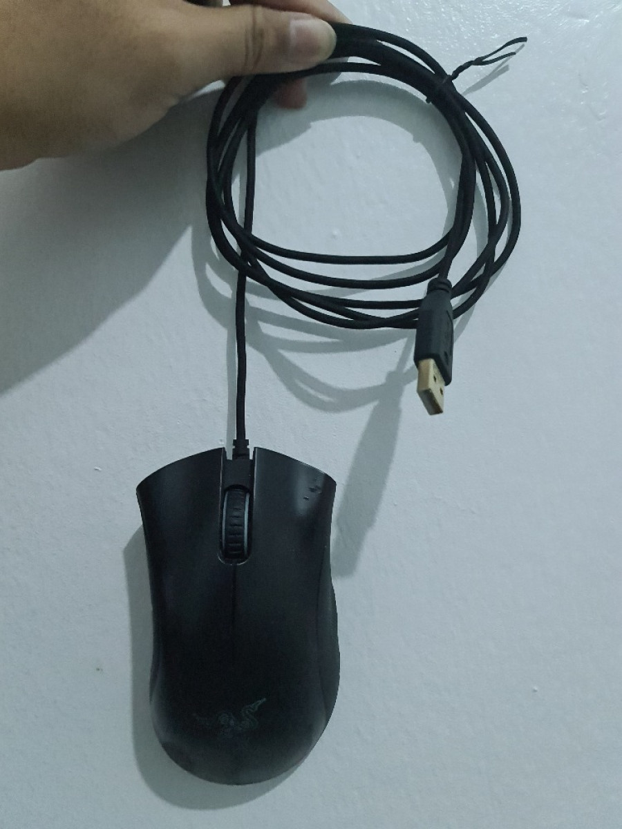 Mouse Razer DeathAdder Chroma – Ergonomic Gaming Mouse