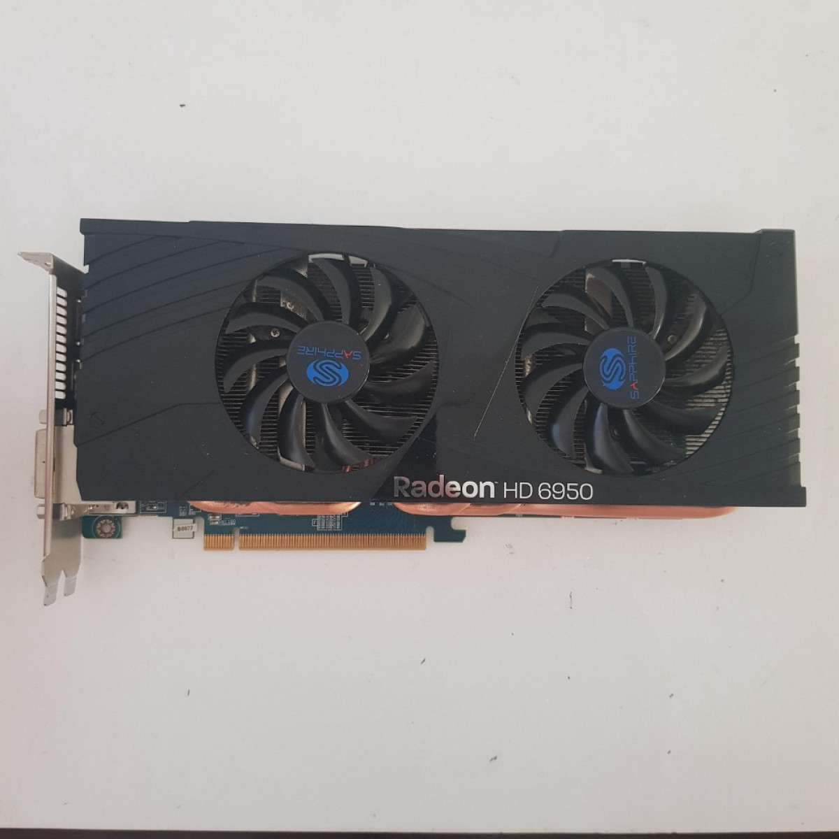 SAPPHIRE Radeon HD 6950 HD6950 2GB GDDR5 256 Bit