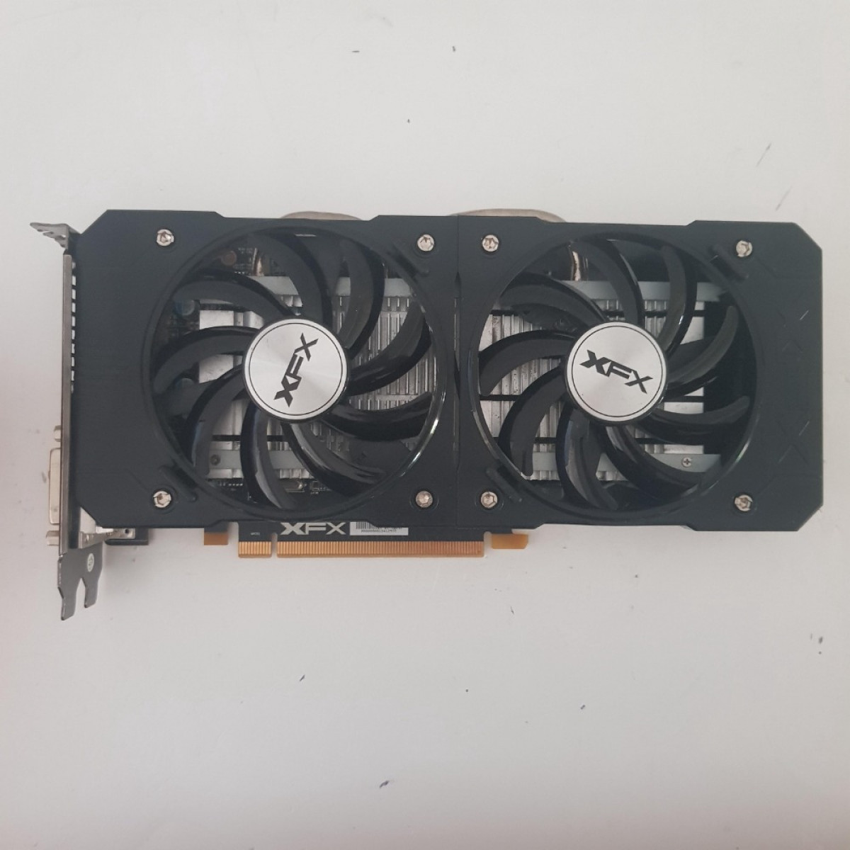 XFX Radeon R7 360 Dual Fan 2GB GDDR5 128 Bit T1