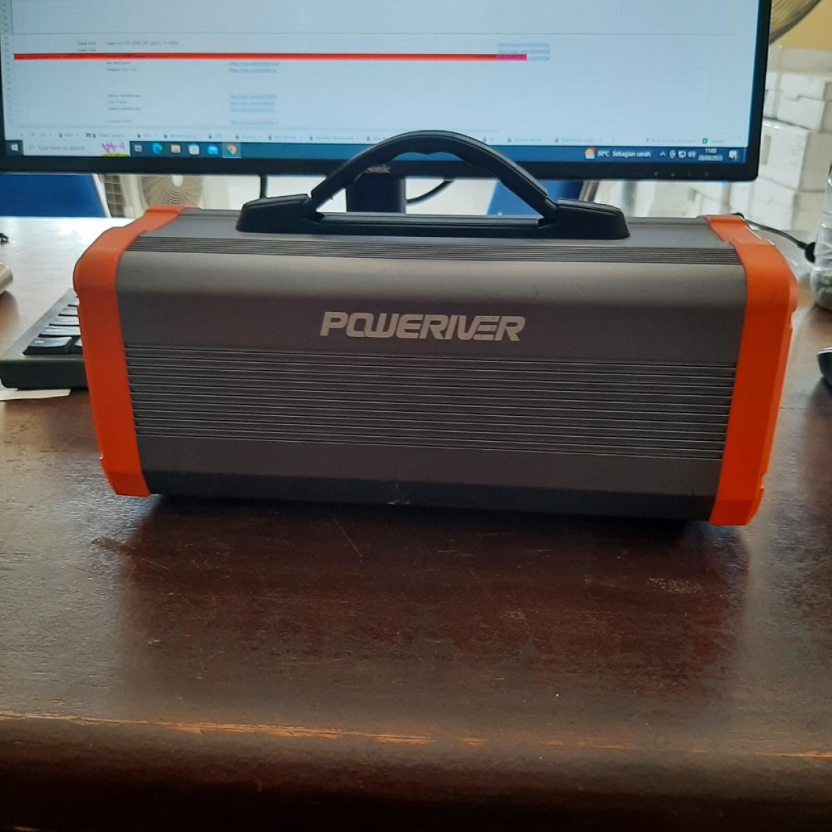 POWERIVER	ES-300 300W 60000mAh Portable Power Station UPS PowerStation Pure Sinewave Generator