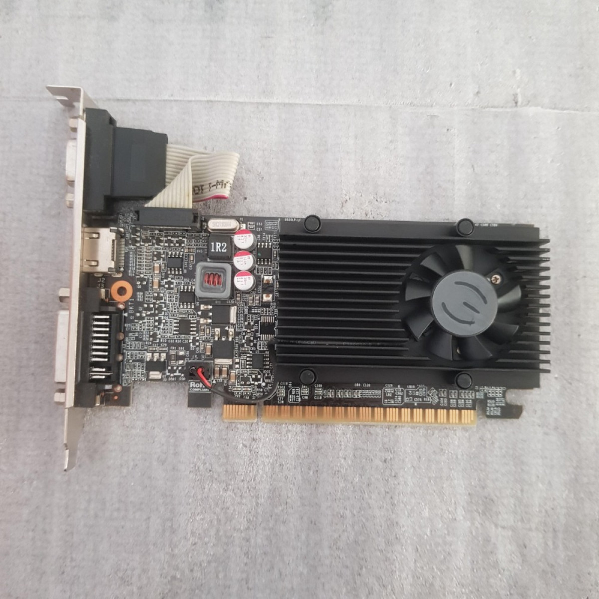 EVGA GeForce GT 610 GT610 2GB GDDR3 64 Bit