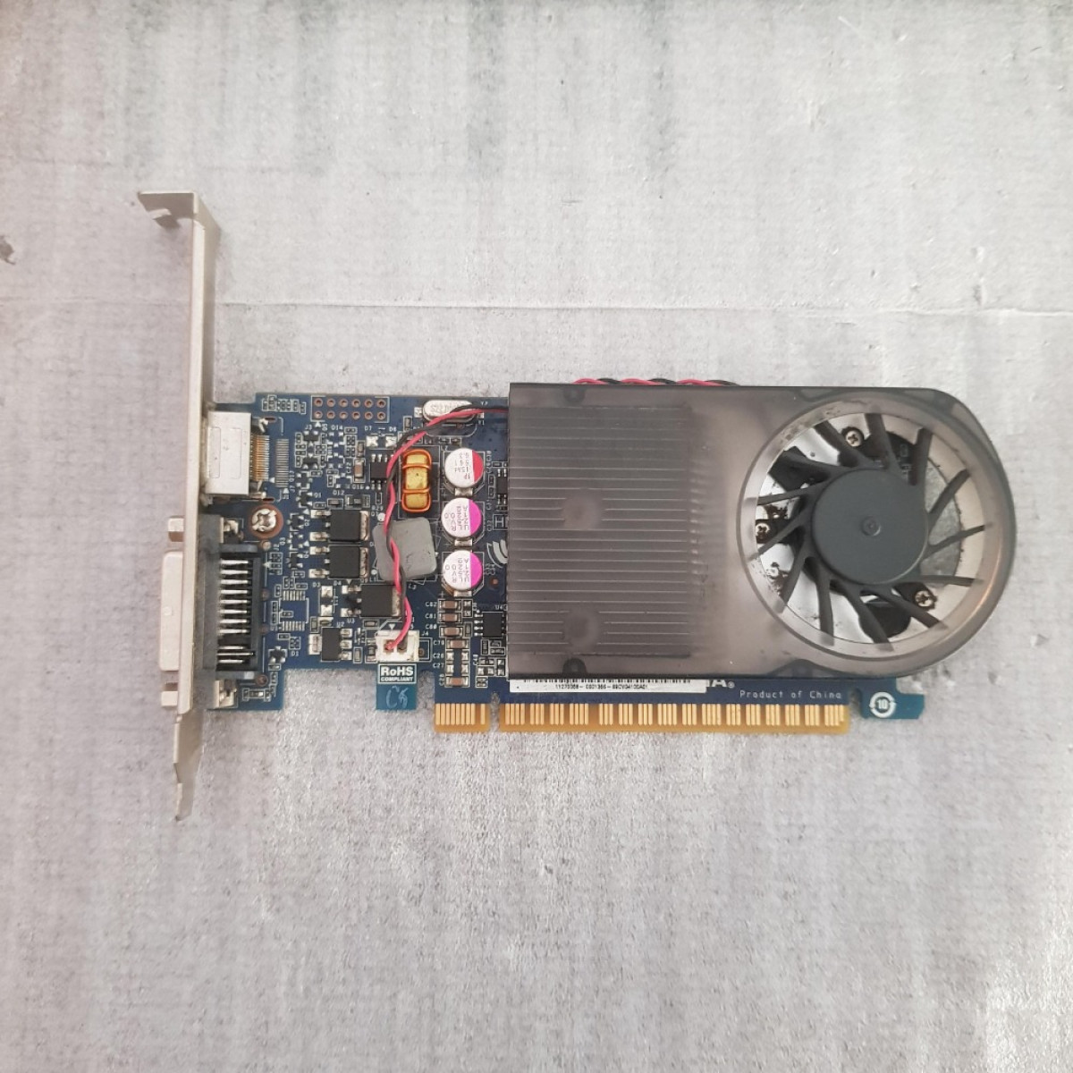 NVIDIA GeForce GT 530 GT530 2GB GDDR3 128Bit