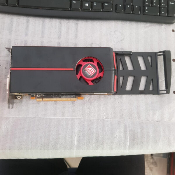 AMD Radeon HD 6770 HD6770 1GB GDDR5 128Bit