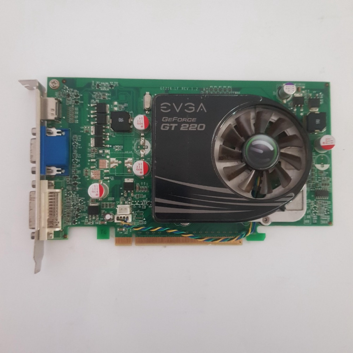 EVGA GeForce GT 220 GT220 1GB GDDR3 128 Bit