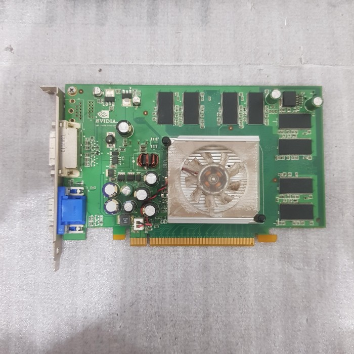 NVIDIA Quadro FX 540 128MB GDDR 128 Bit