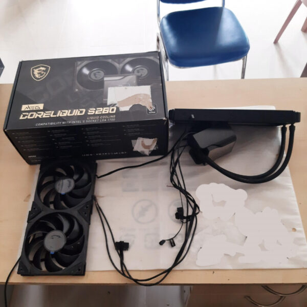 MSI MEG CoreLiquid S280 AIO CPU Cooler Customizeable LCD Display