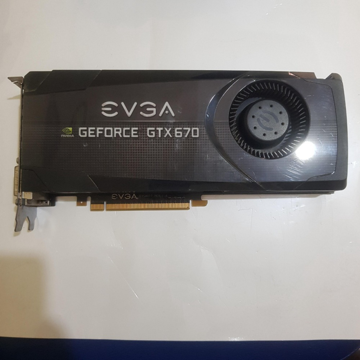 EVGA GeForce GTX 670 GTX670 2GB GDDR5 256 Bit
