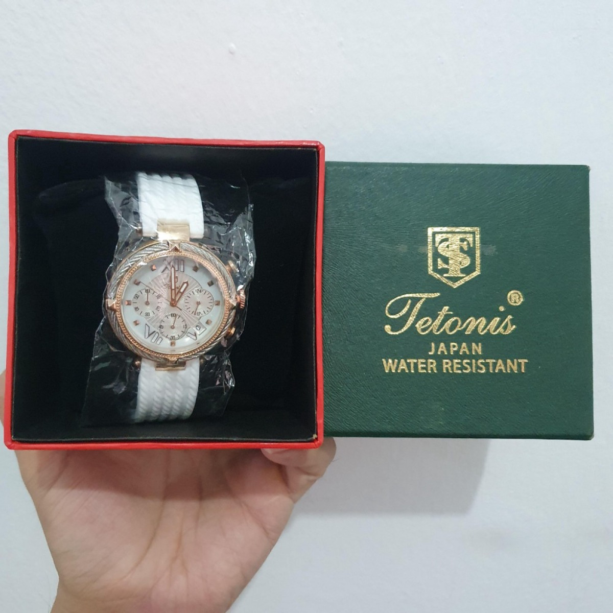 Tetonis TS6063 Chronograph Quartz Wanita Fashion Jam Tangan Putih