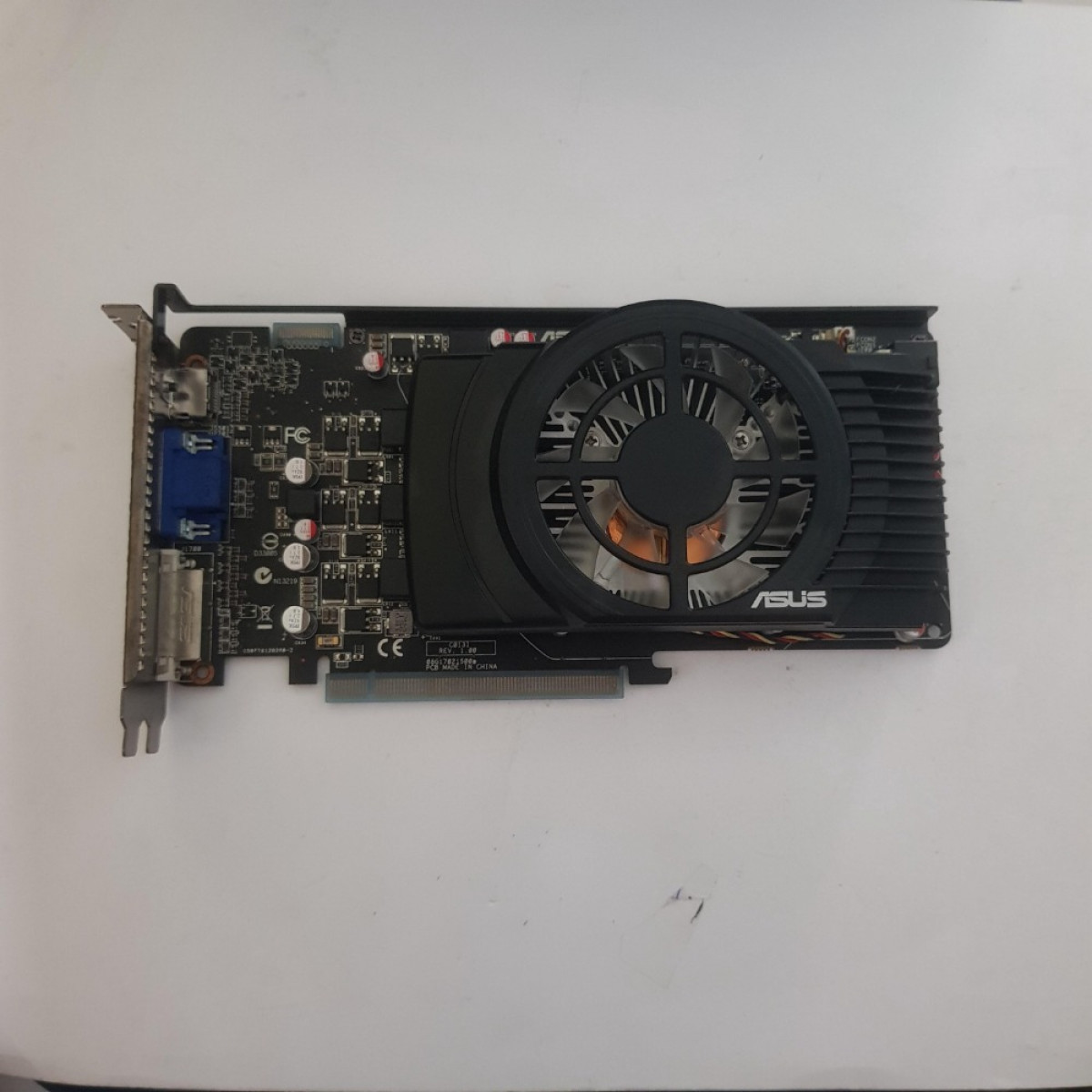 ASUS Radeon HD 5770 HD5770 1GB GDDR5 128 Bit