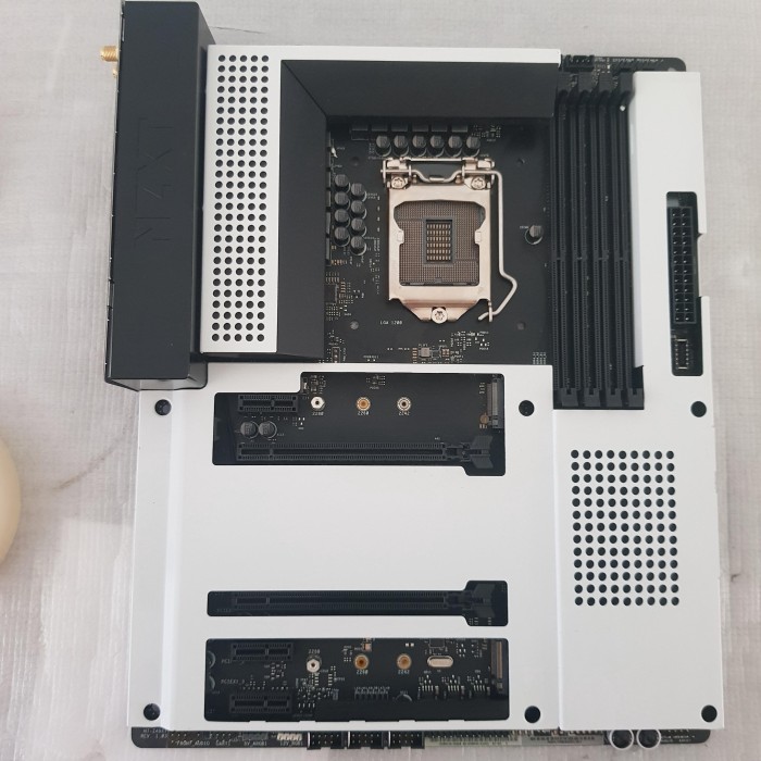 Motherboard Mainboard NZXT N7 Z490 White Socket LGA1200 DDR4