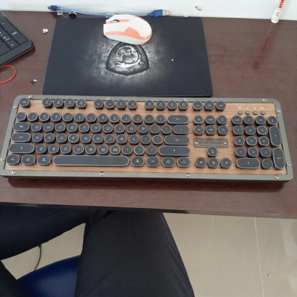 Azio Retro Classic Elwood MK-RETRO-W-01B-US Mechanical Keyboard - Gambar 2