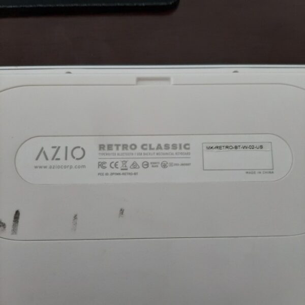 Azio Retro Classic Maple Wireless Wired Backlit Mechanical Keyboard - Gambar 5