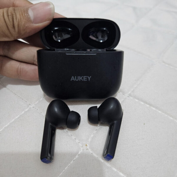 Aukey EP-N5 TWS Earphone Headset Earbuds Bluetooth Soundstream - Gambar 2