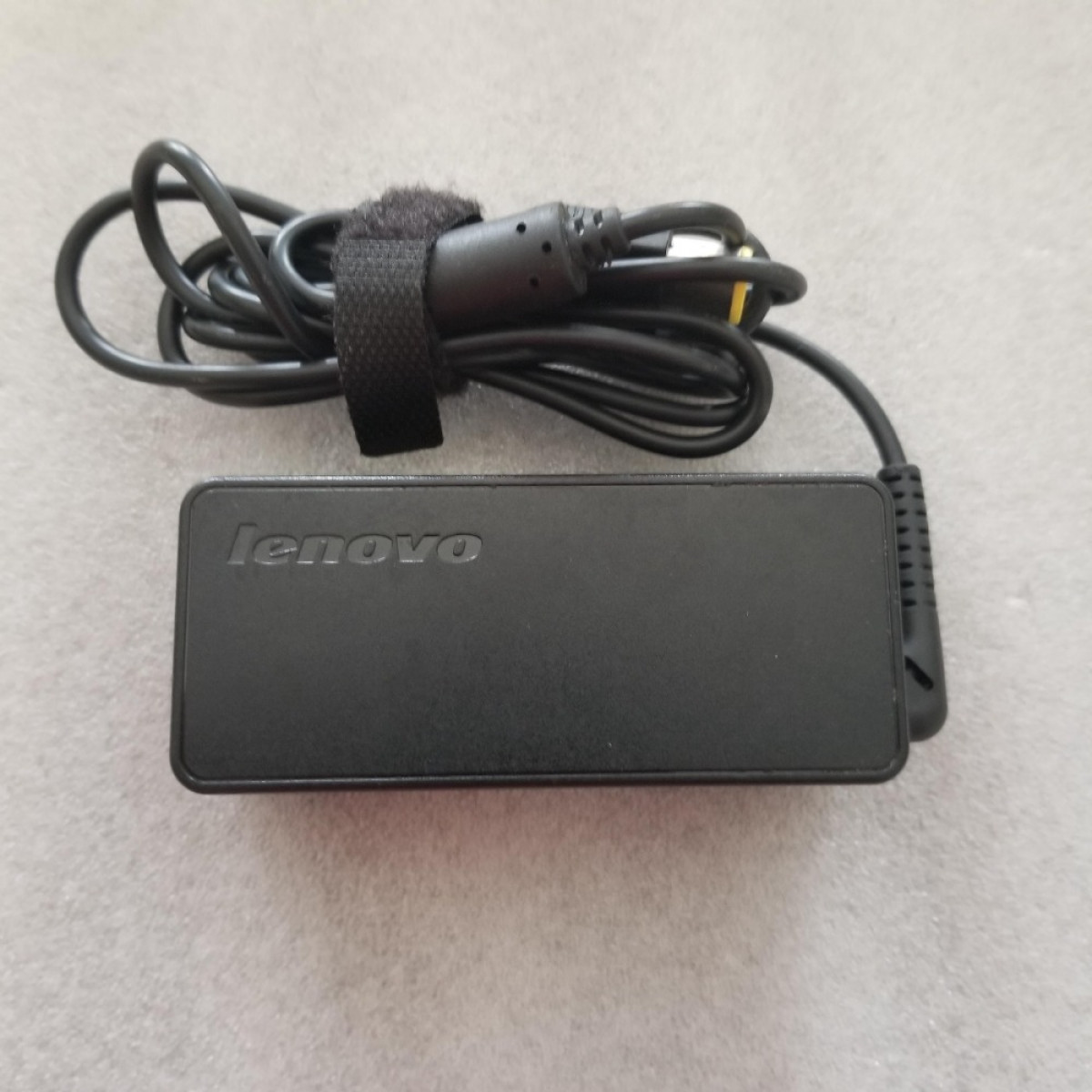LENOVO 20V 2.25A USB Petak Kuning ADLX45NCC3A Original Bawaan Laptop