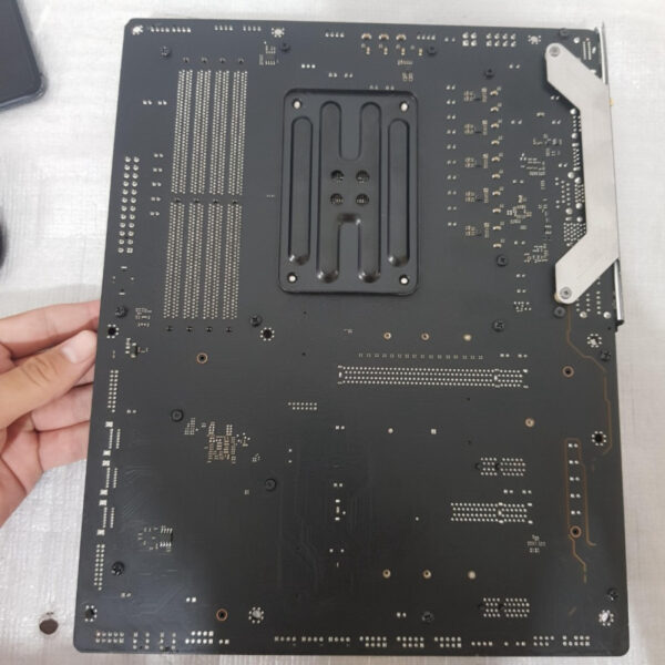 Motherboard Mainboard NZXT N7 B550 Black Socket AM4 DDR4 - Gambar 2