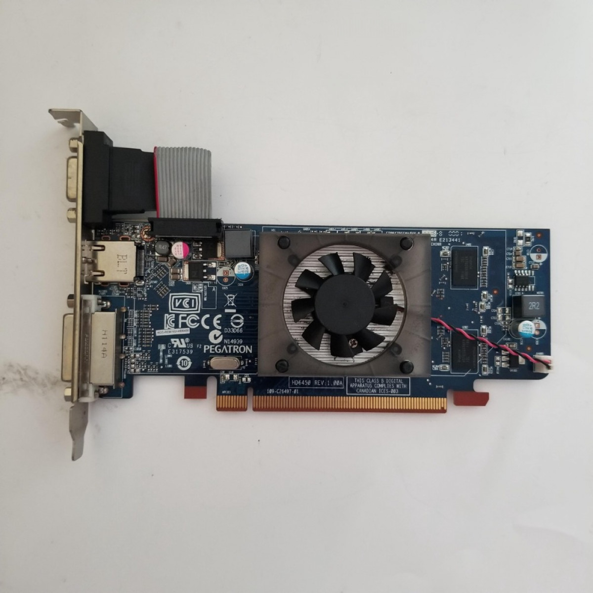 PEGATRON Radeon HD 6450 HD6450 1GB GDDR3 64 Bit T1