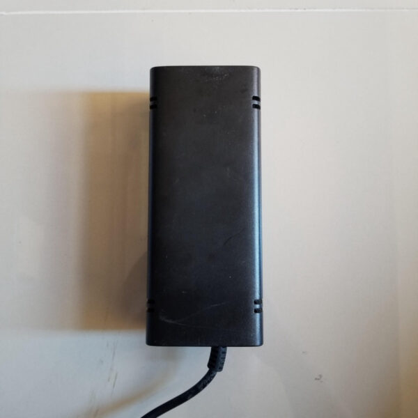 Adaptor Microsoft Xbox 360 S Slim Original Input 110V Perlu Stepdown - Gambar 2