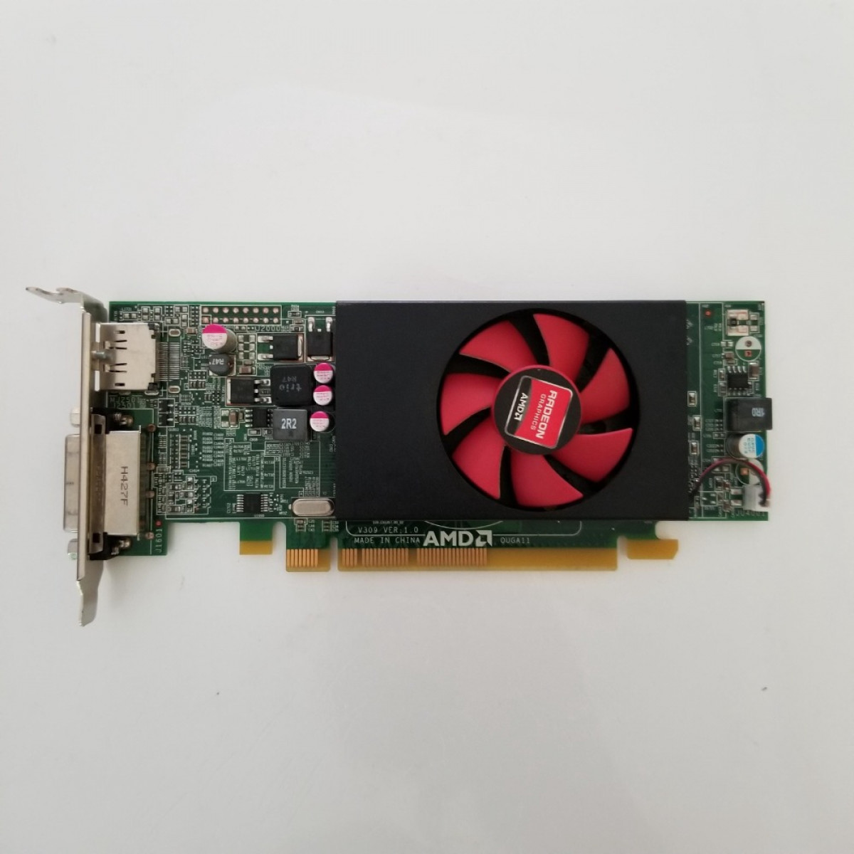 DELL Radeon R5 240 R5240 1GB GDDR3 64Bit T1