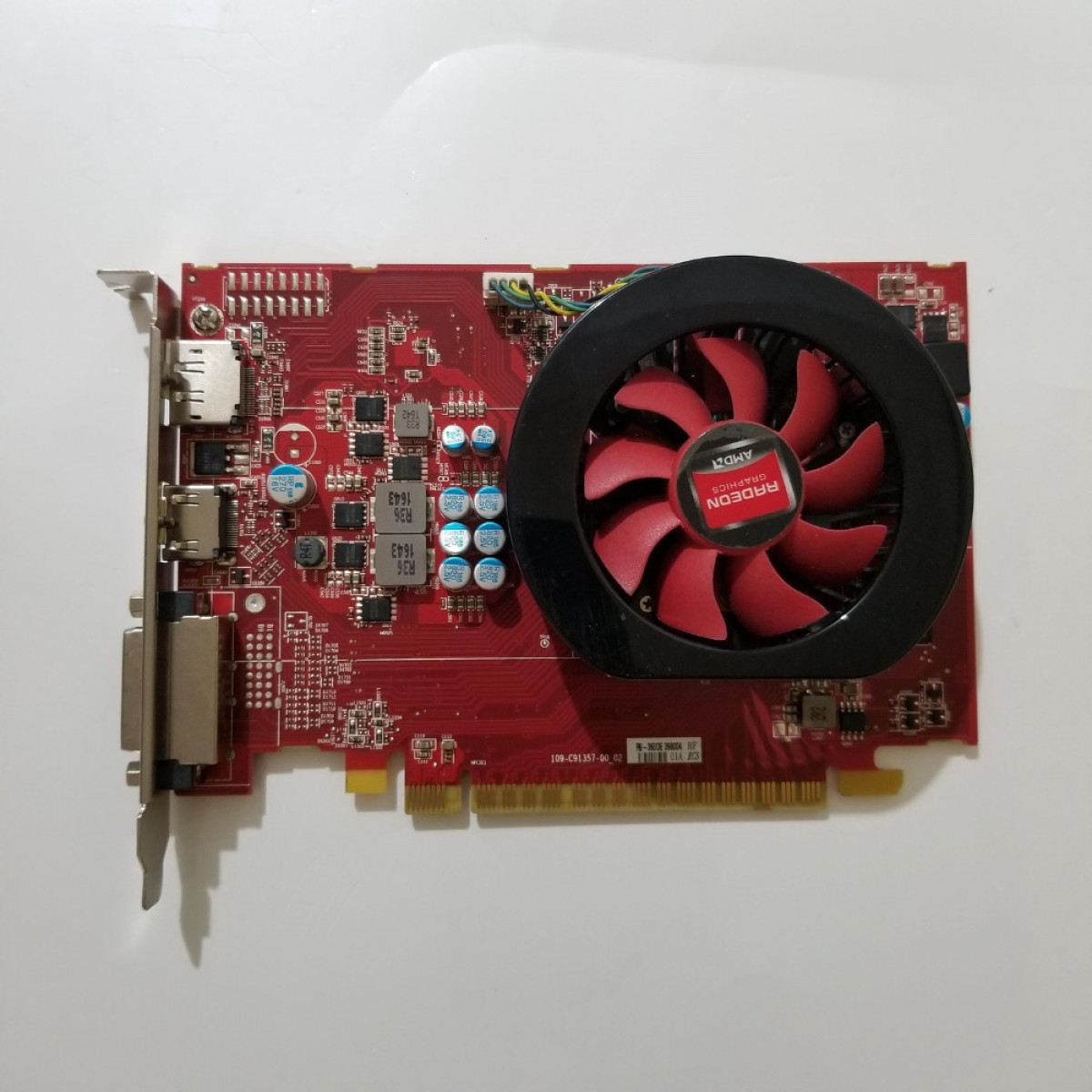 AMD Radeon R9 360 R9360 2GB GDDR5 128 Bit