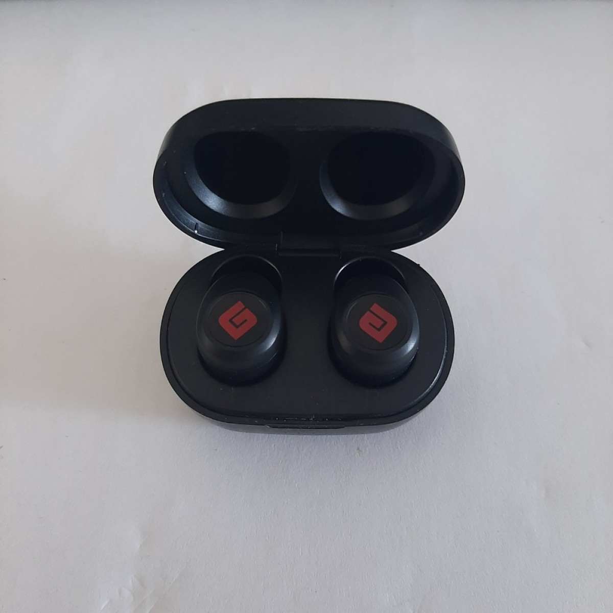 Geekee G750 Touch Control Deep Bass Sound In Ear TWS Earbuds Bluetooth