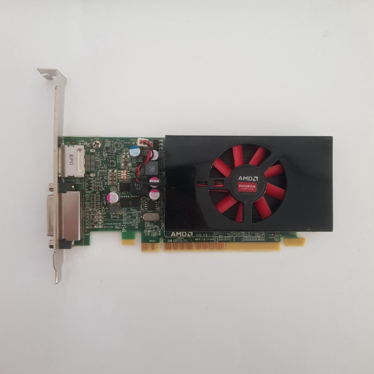 AMD Radeon R7 350 R7350 4GB GDDR3 128 Bit