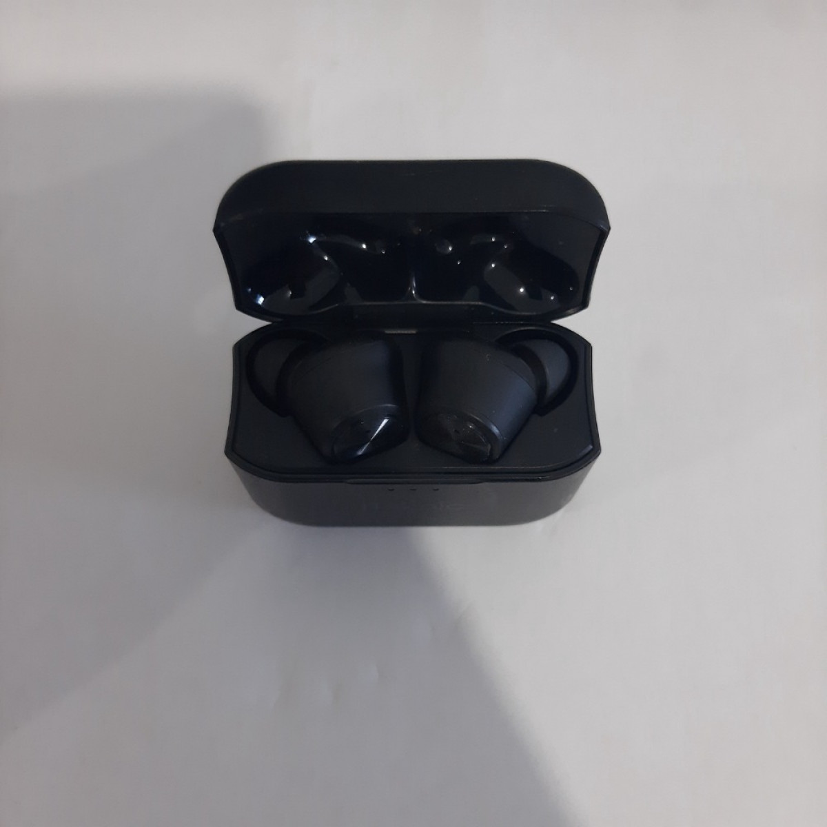 ITeknic IK-BH004 Built In Mic Smart Touch Control In Ear TWS Earbuds