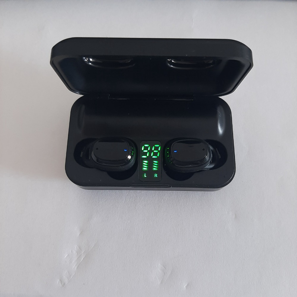 Rademax F11 Depp Bass Sound In Ear TWS Earbuds Bluetooth