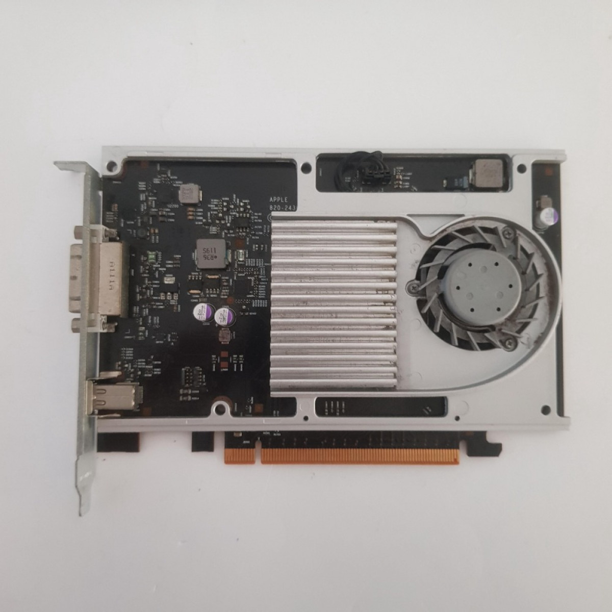 NVIDIA GeForce GT 120 GT120 512MB GDDR3 128 Bit