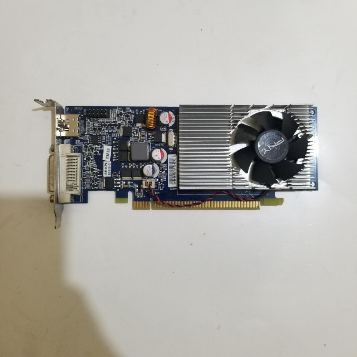 PNY GeForce 210 210 1GB GDDR2 128 Bit T1