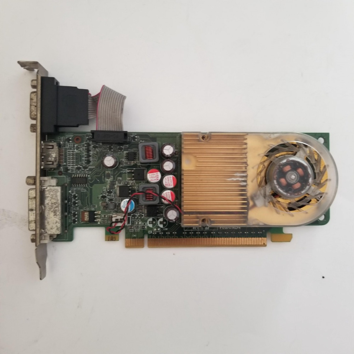 Pegatron GeForce 210 512MB GDDR2 64 Bit
